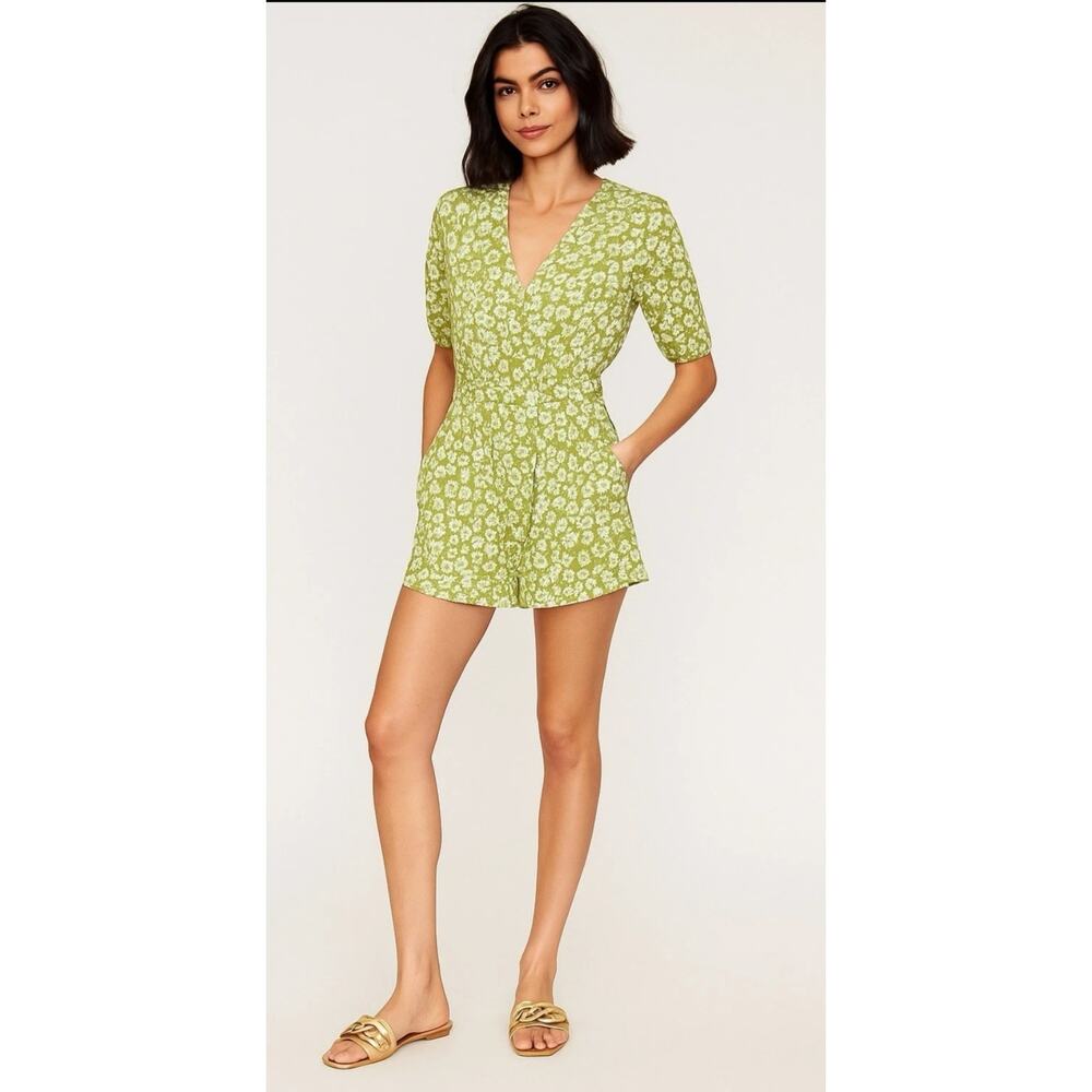 Heartloom Emory green floral romper Size large Prairie Cottage Dainty Girly
